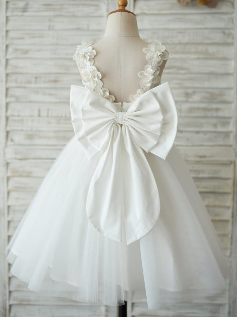 Lace Tulle Knee-length 3D Flower Girl Dress Ivory
