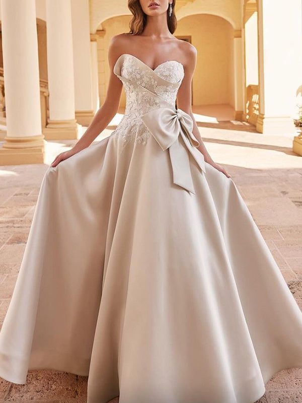 A-Line/Princess Sweetheart Court Train  Sleeveless Wedding Dresses With Bow(s) As Pic