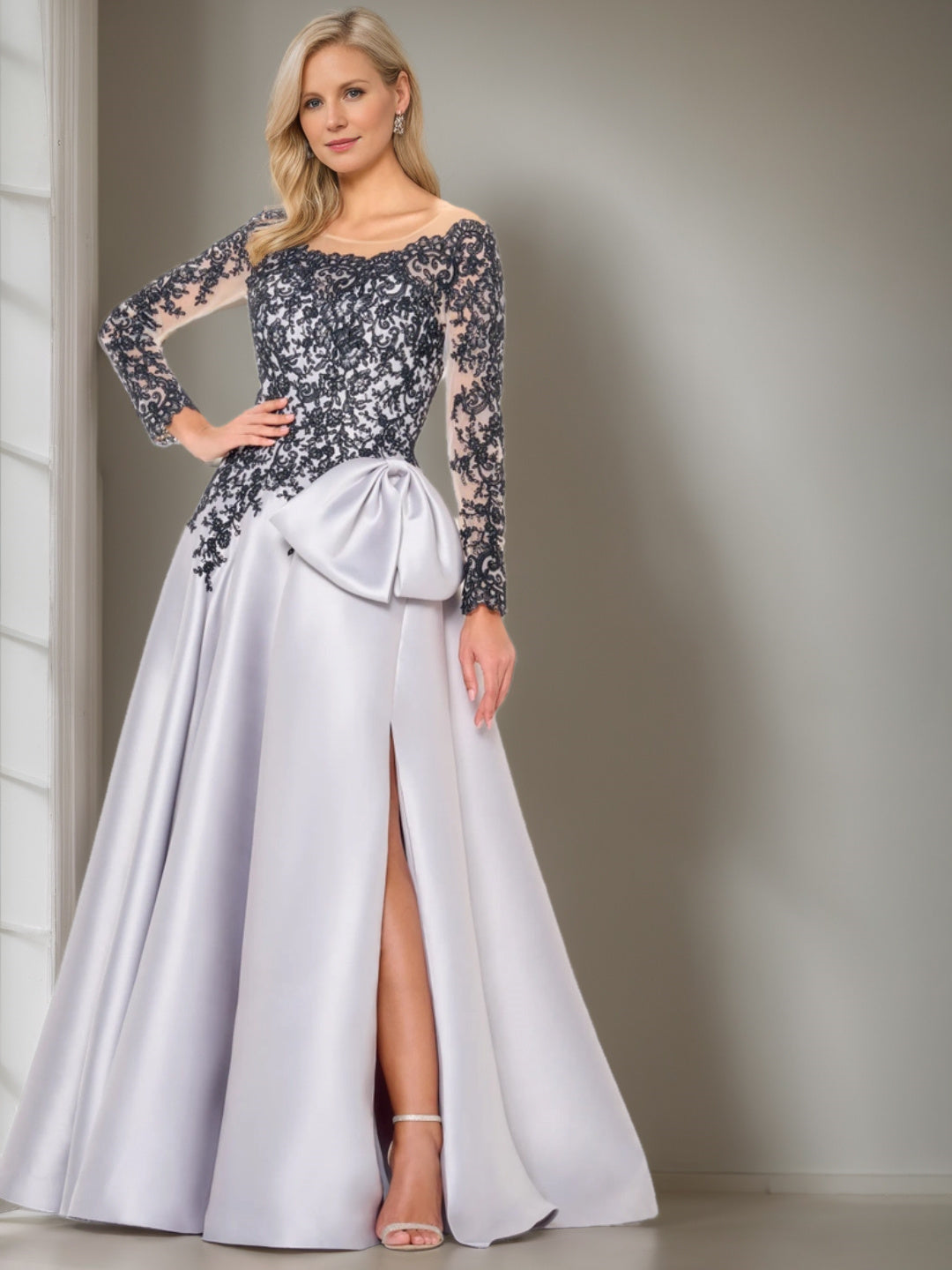 A-Line/Princess Scoop Long Sleeves Tea-Length Wedding Dress With Bowknot Silver/Black