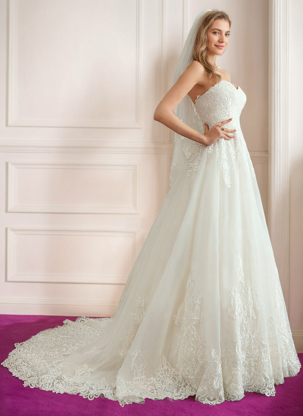 A-Line/Princess Strapless Neckline Sleeveless Floor-Length Wedding Dress with Applique & Lace White
