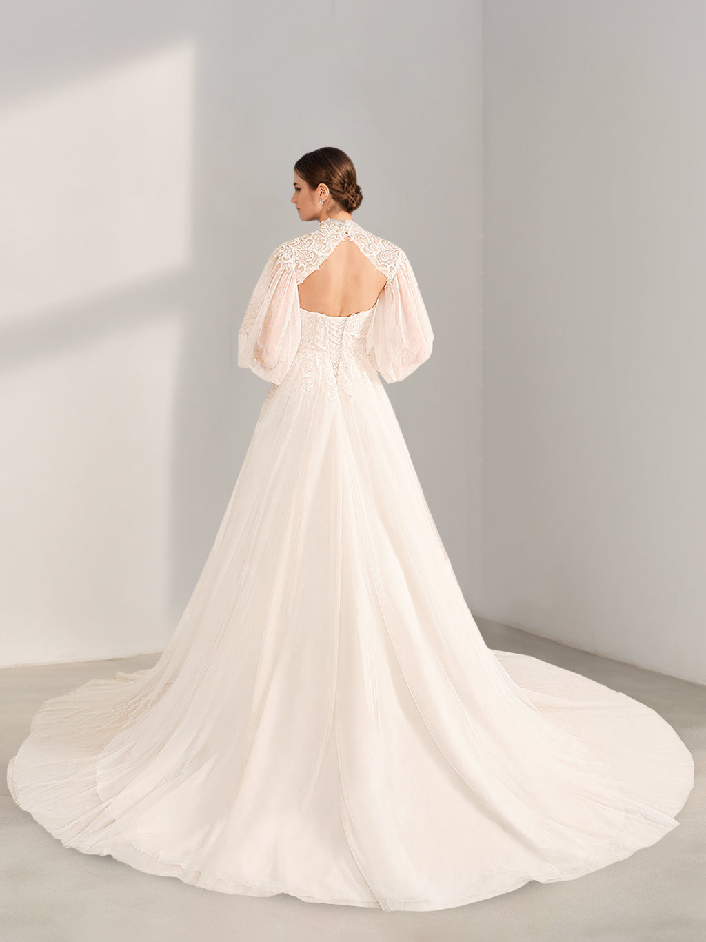 A-Line/Princess Halter Neck Long Sleeves Floor-Length Long Wedding Dress with Lace & Appliques Ivory