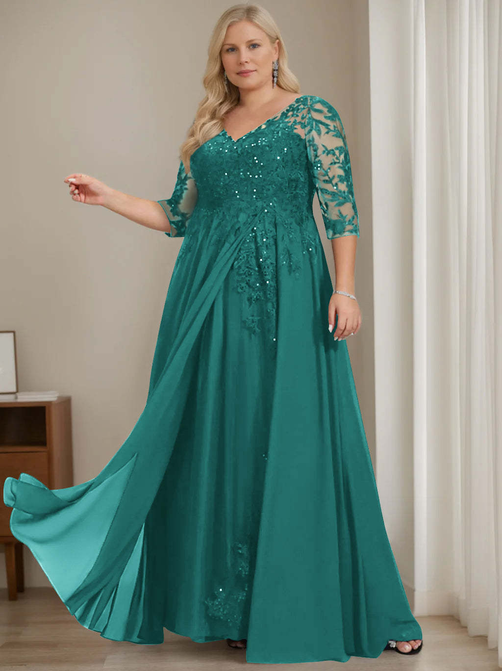 Plus Size V-Neck A-Line Princess Floor-Length Mother of the Bride Dress with Half Sleeves and Sequins-LLELLA