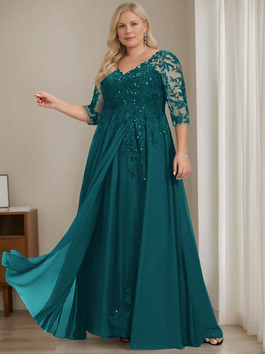 Plus Size V-Neck A-Line Princess Floor-Length Mother of the Bride Dress with Half Sleeves and Sequins-LLELLA