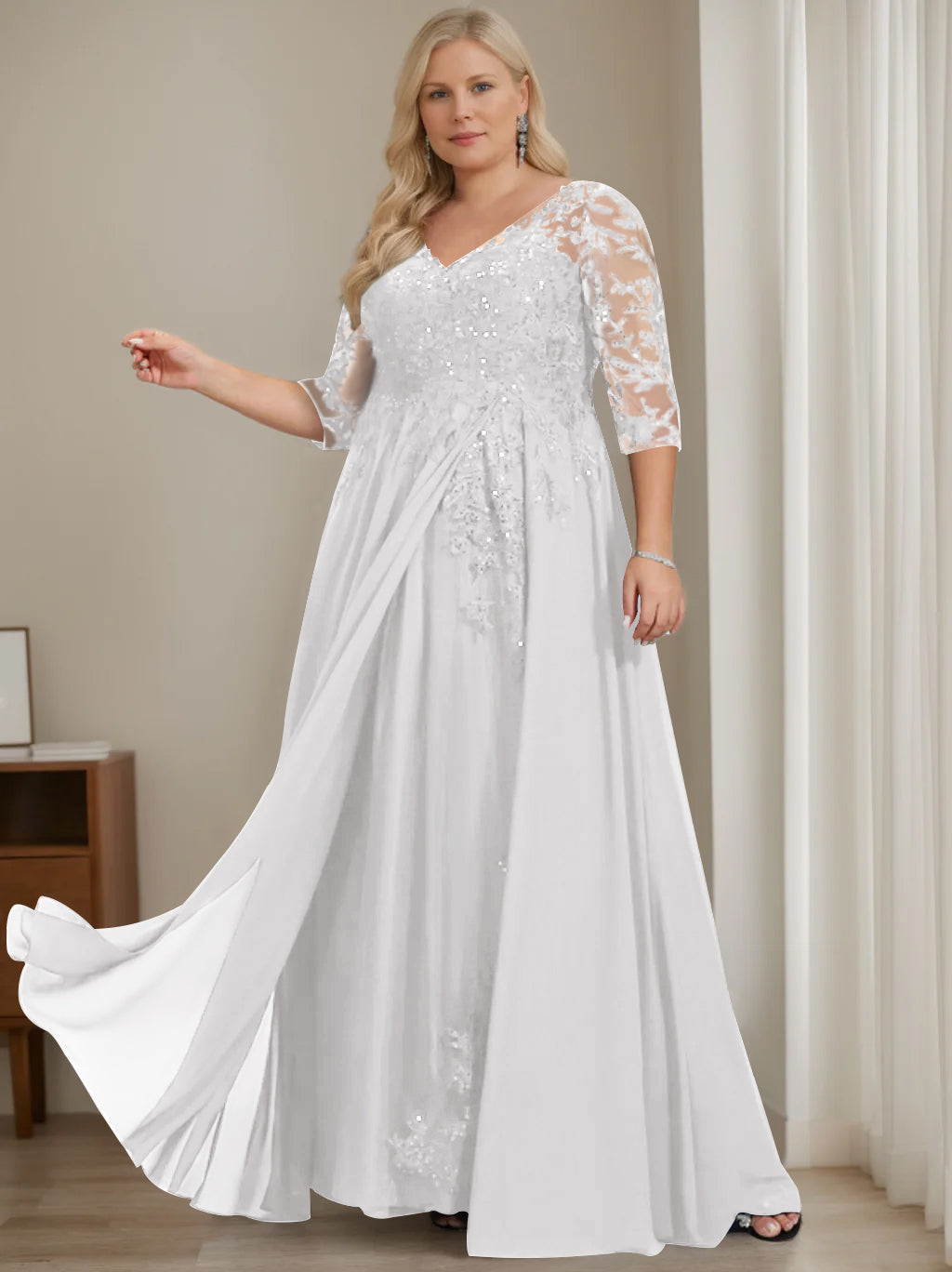 Plus Size V-Neck A-Line Princess Floor-Length Mother of the Bride Dress with Half Sleeves and Sequins-LLELLA