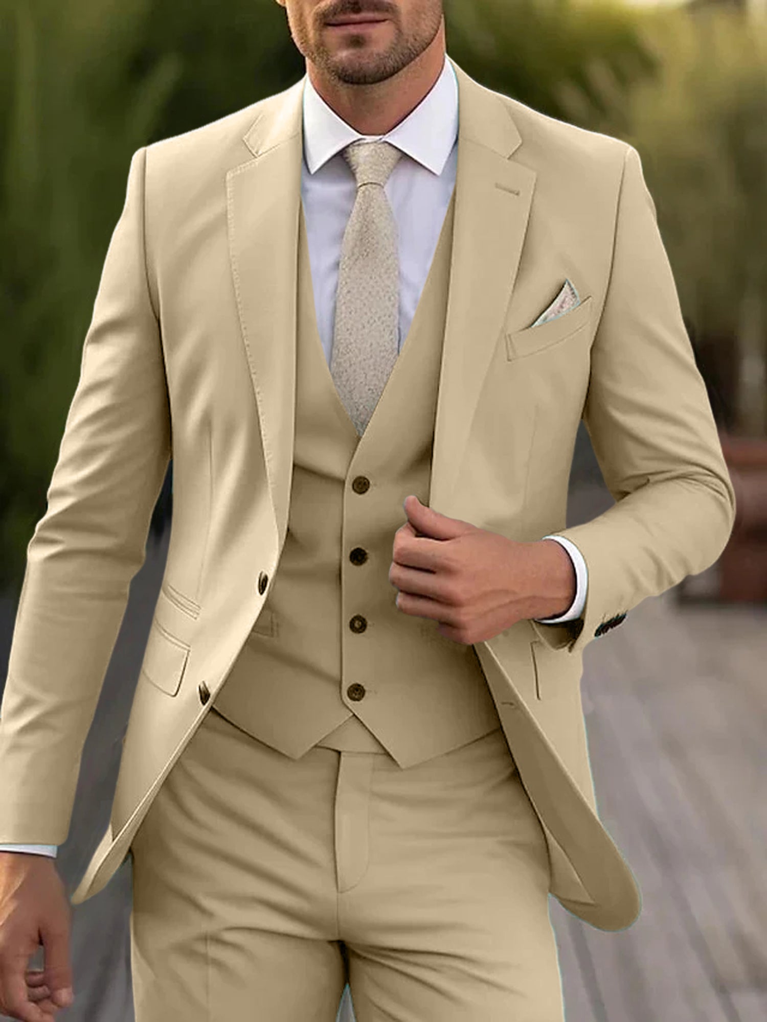Men's Tailored Fit Single Breasted Two-buttons 3 Pieces Wedding Suits Champagne