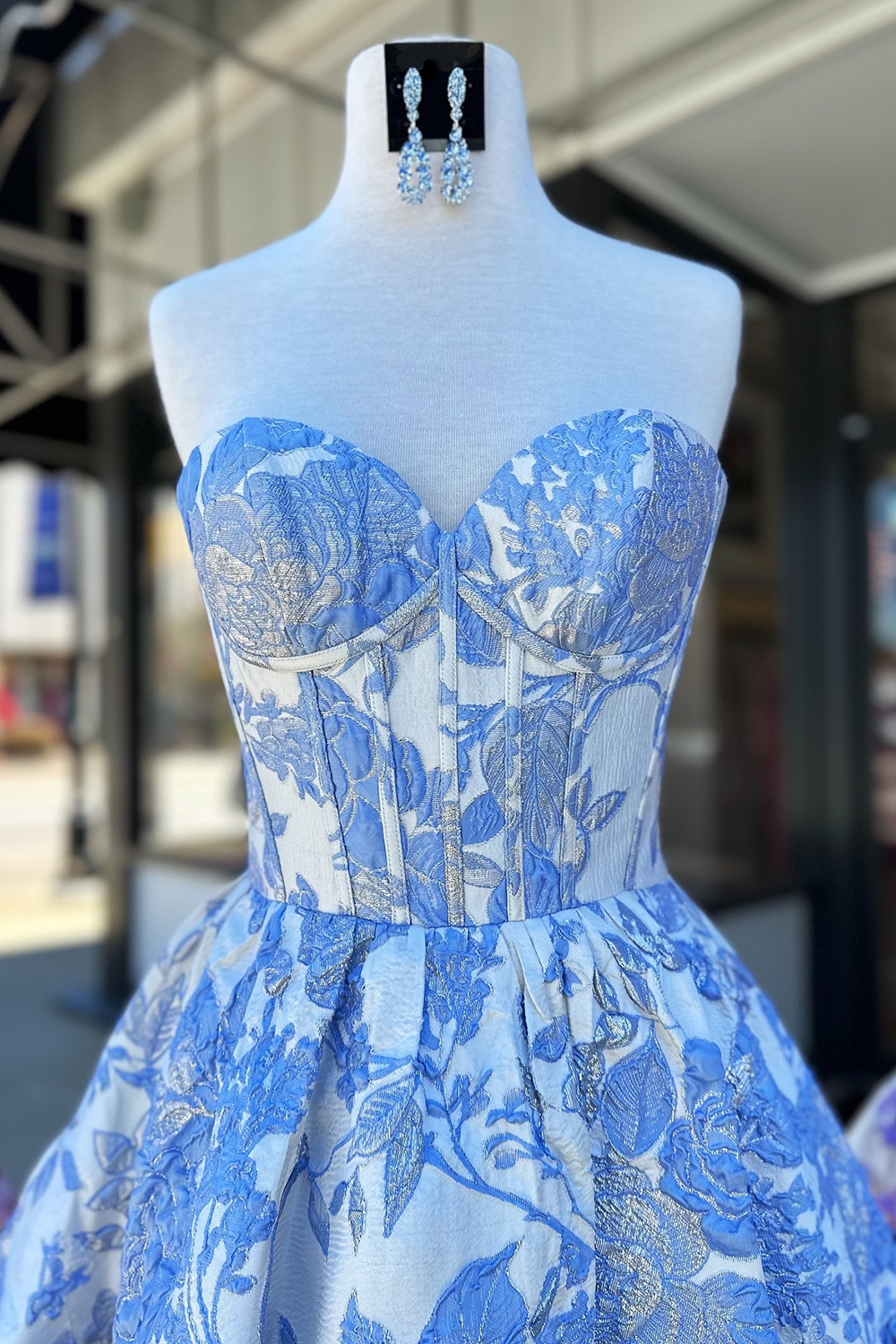 Blue Strapless Floral A-Line Printed Corset Short Homecoming Dress with Ruffles
