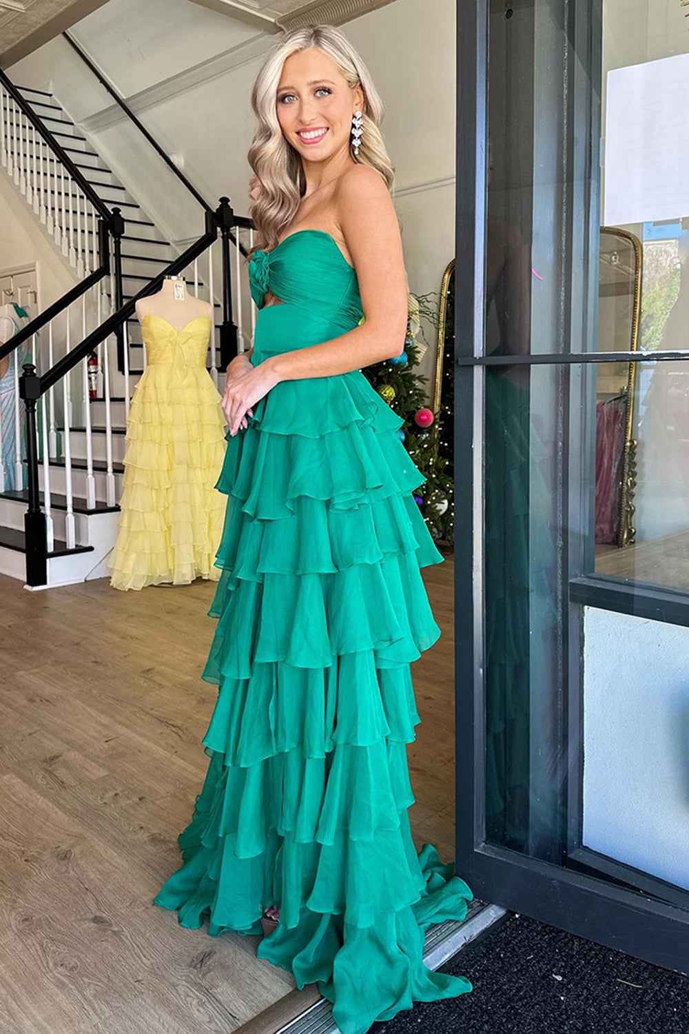 Black Sweetheart Chiffon A-Line Tiered Long Prom Dress with Slit-LLELLA
