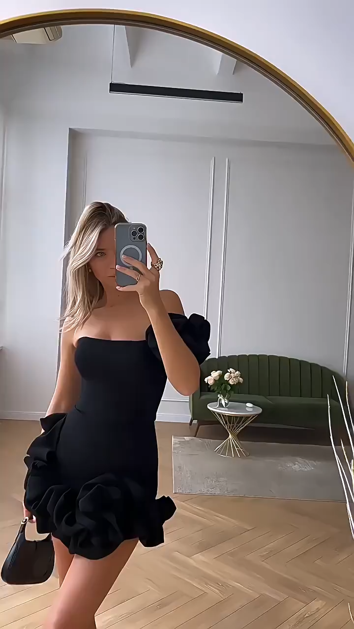 Black One Shoulder Bodycon Short Homecoming Dress with 3D Flowers