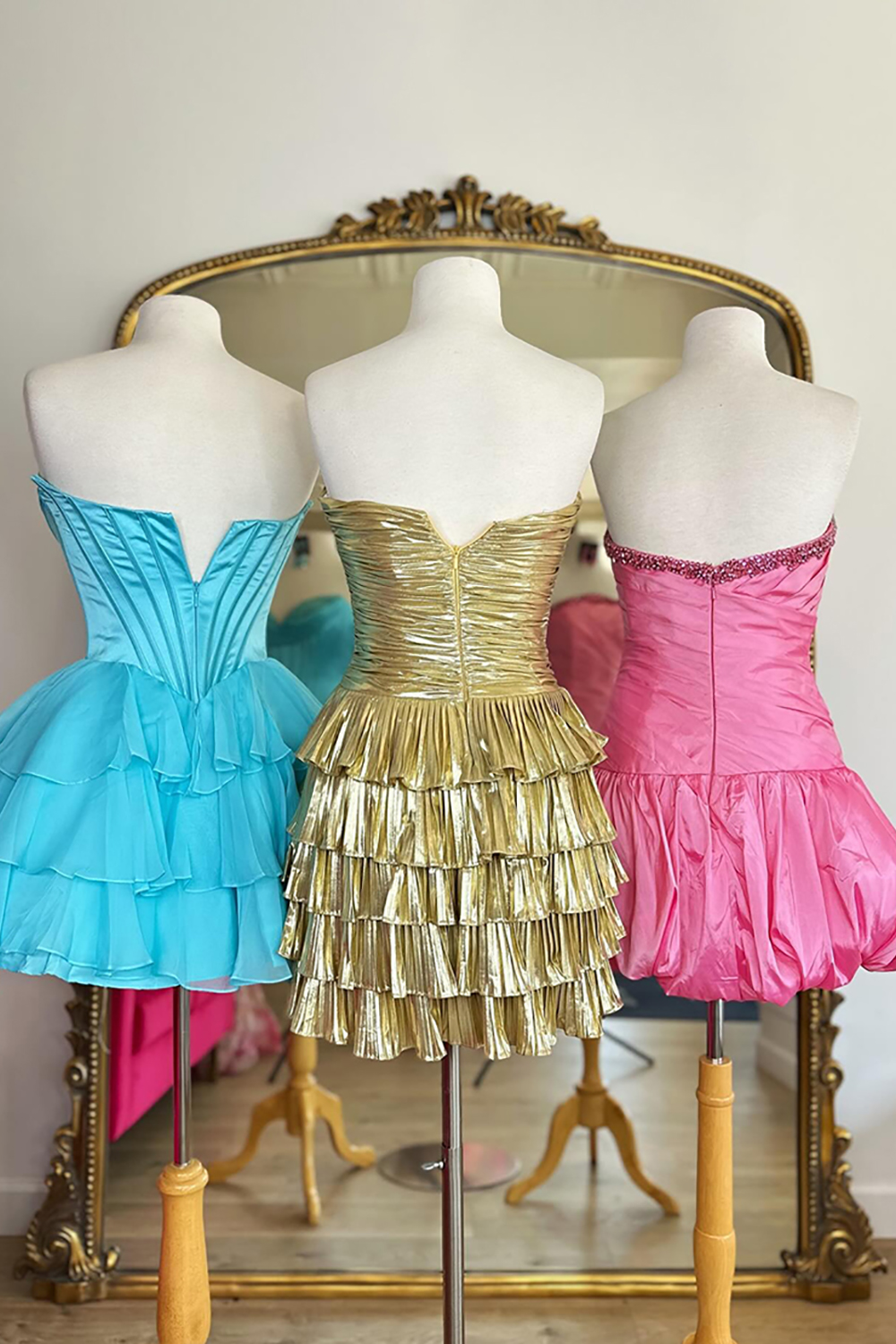 Metallic Gold A Line Sweetheart Ruched Short Homecoming Dress with Ruffles