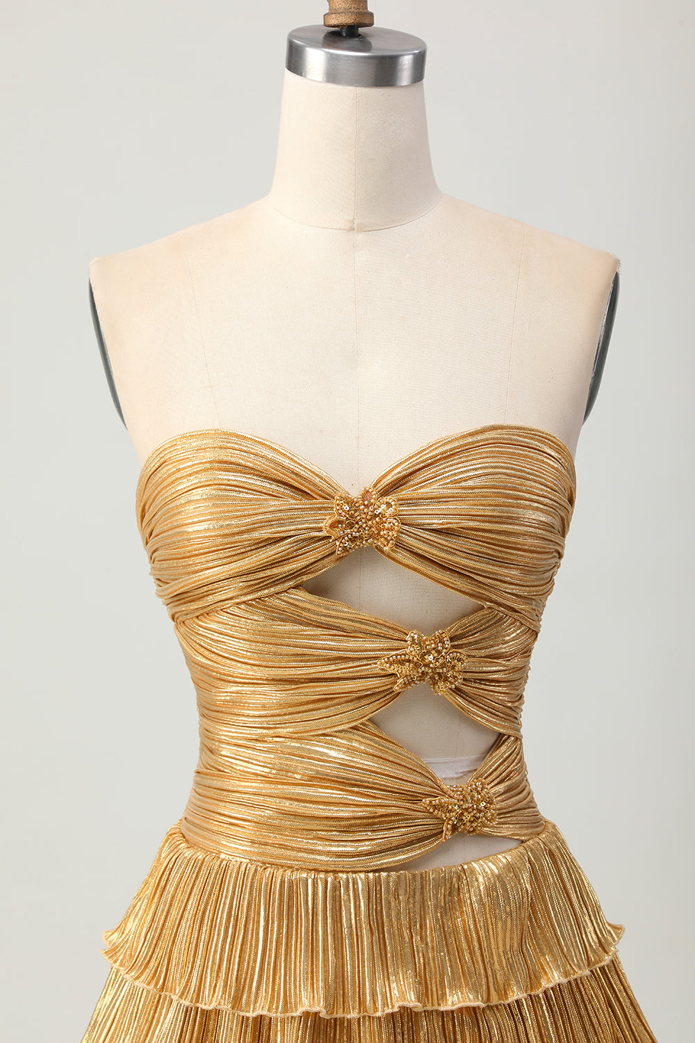 Metallic Golden A Line Sweetheart Tiered Short Homecoming Dress with Keyhole