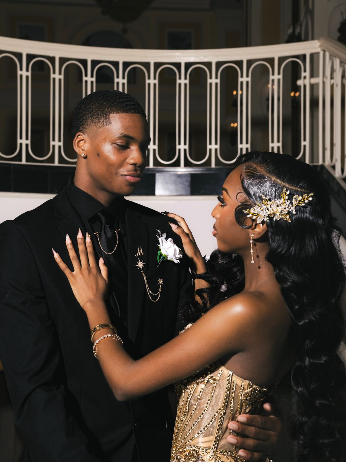 Champagne Gold Strapless Sweetheart Crystal Beaded Art Deco Mermaid Prom Dress with Sweep Train