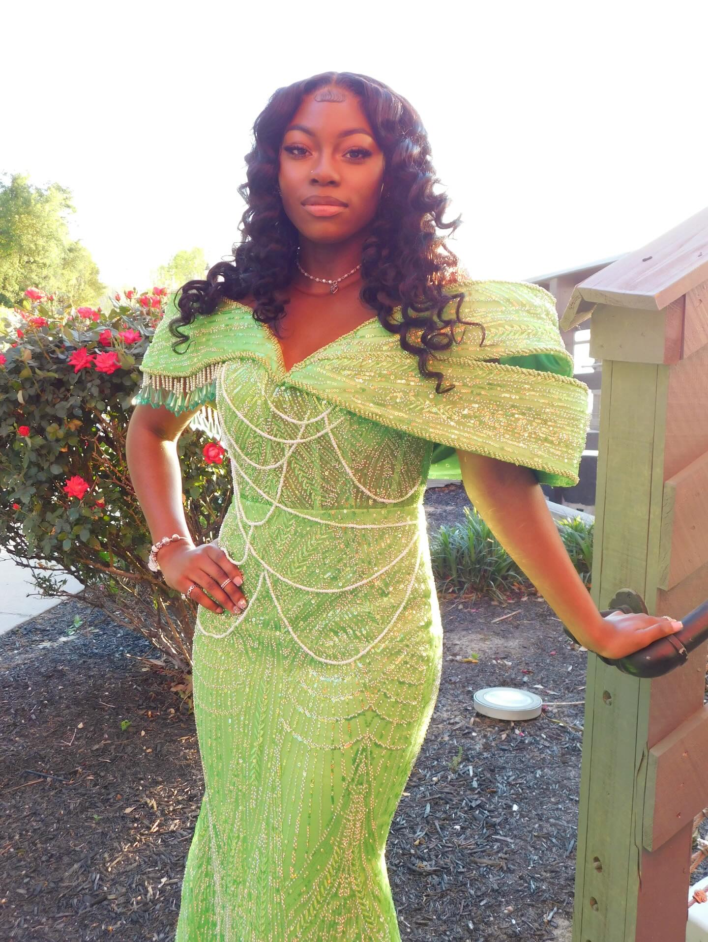 Lime Green Gold Off-Shoulder Fringe Puff Sleeve Pearl Chain Drape Crystal Beaded Mermaid Prom Dress