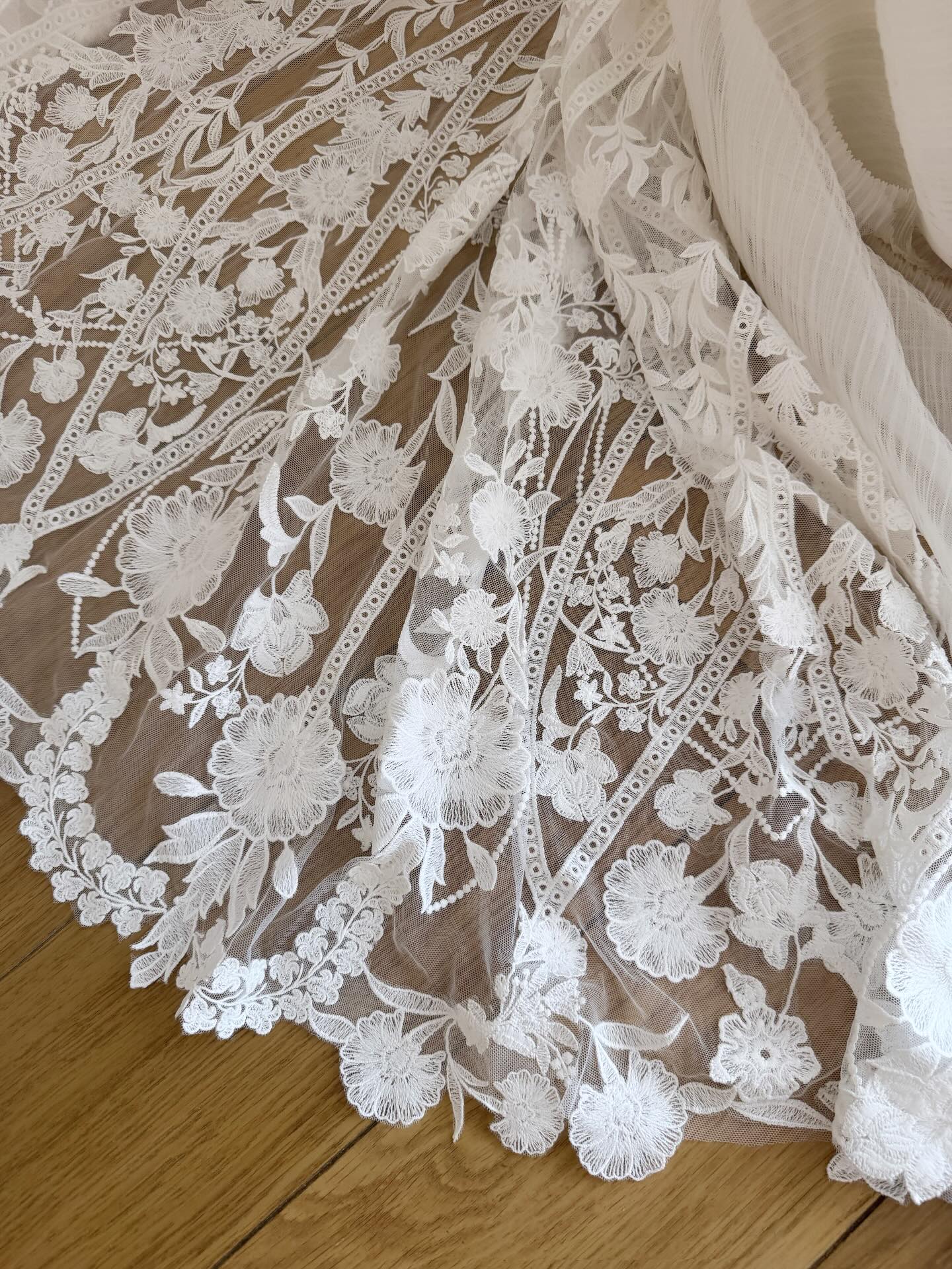 Ivory Lace Boho Deep V-Neck Floral Embroidered A-Line Wedding Dress with Pearl Details and Lace Train