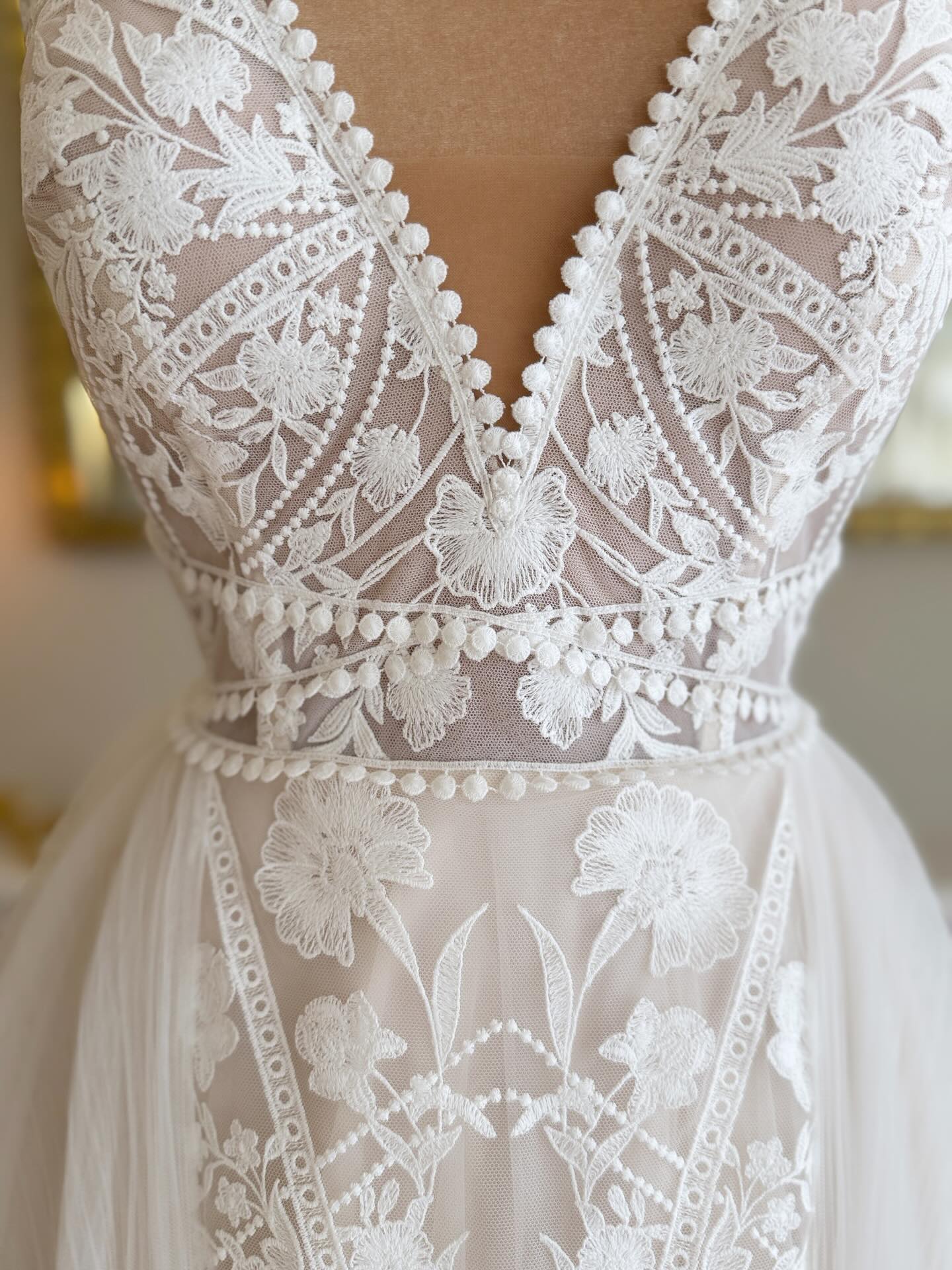 Ivory Lace Boho Deep V-Neck Floral Embroidered A-Line Wedding Dress with Pearl Details and Lace Train