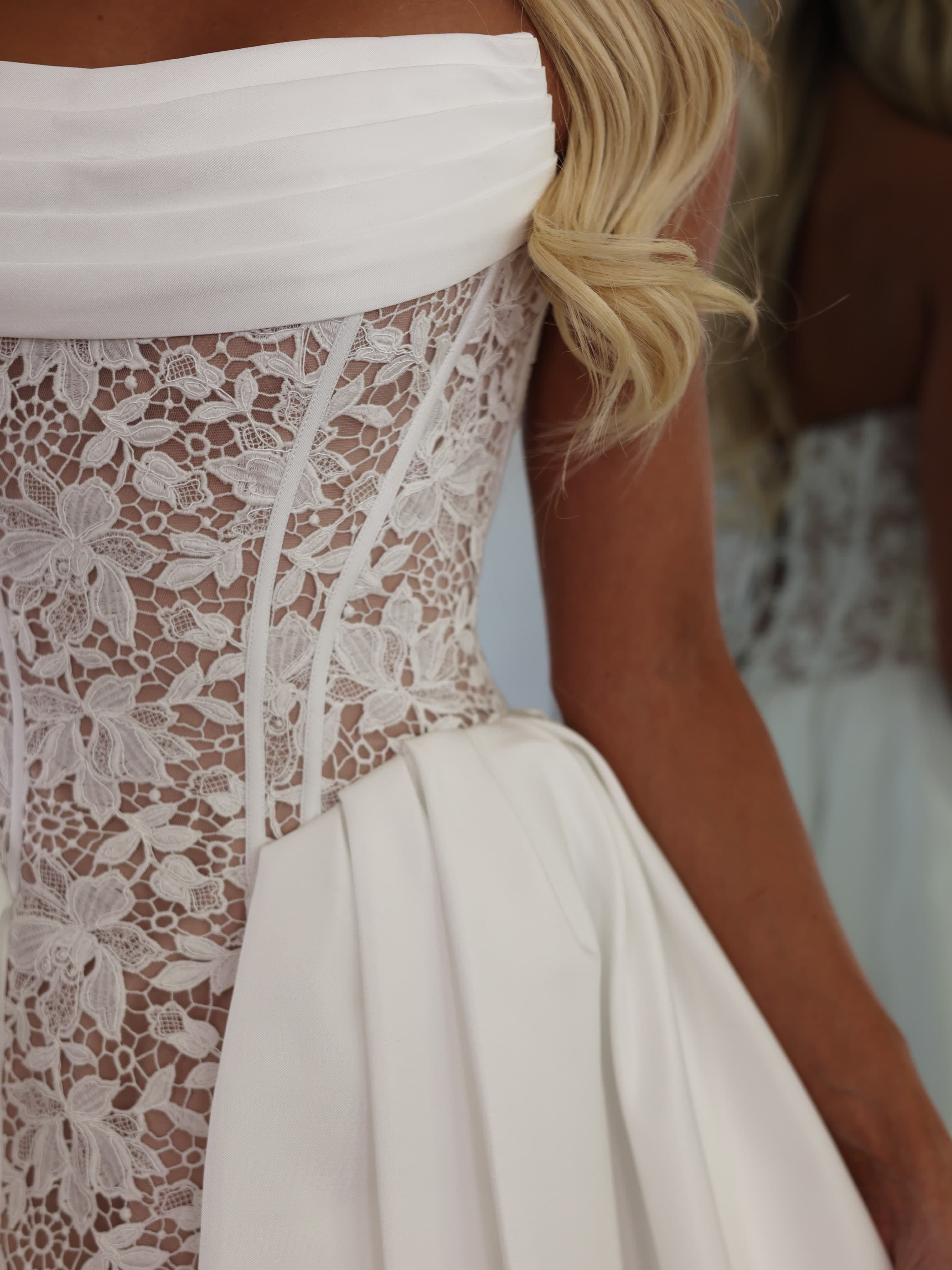 HC218 White Lace Corset Strapless A-Line Mini Homecoming Dress - Lace Detail