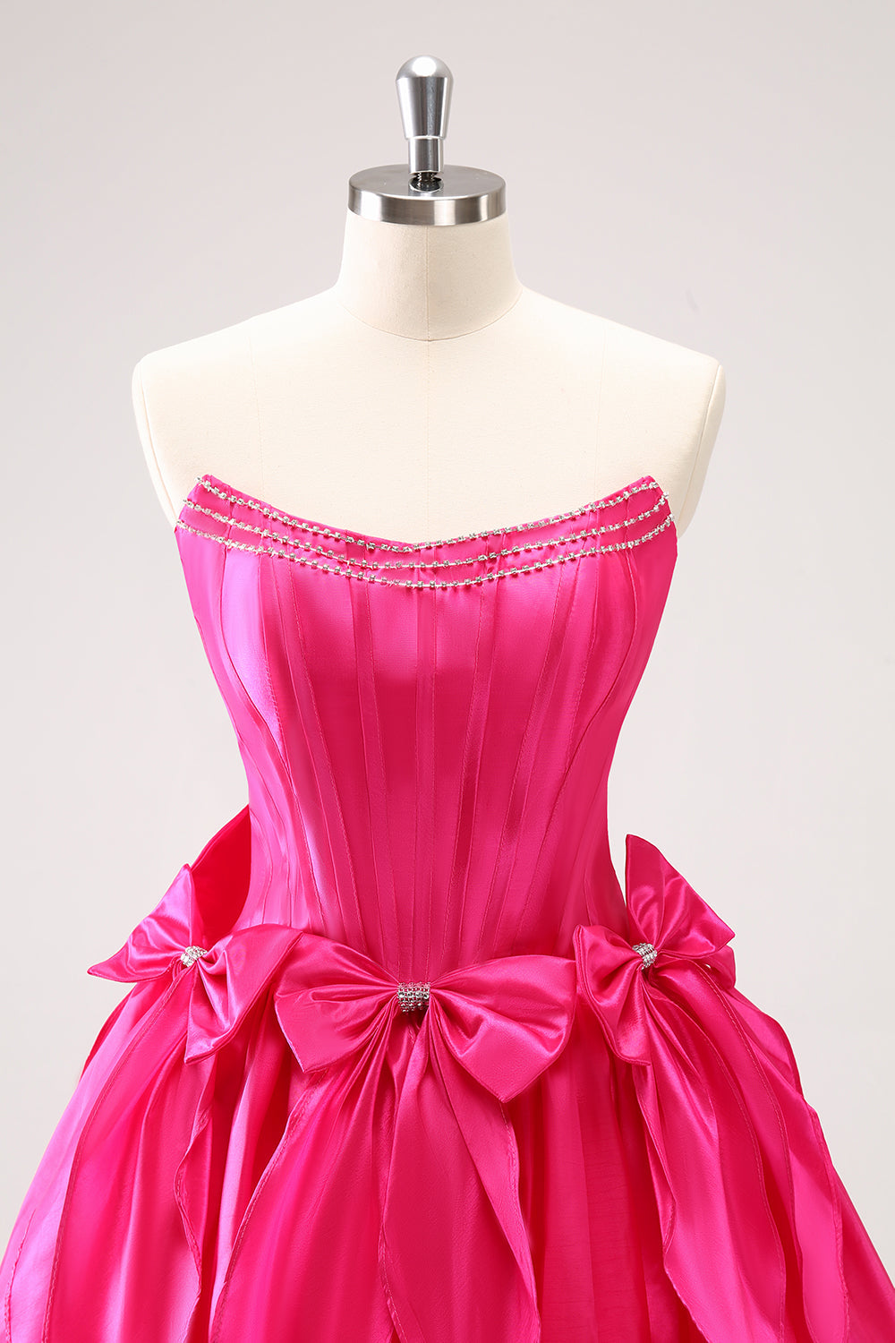 Trendy Black Strapless A-Line Satin Short Homecoming Dress with Bow
