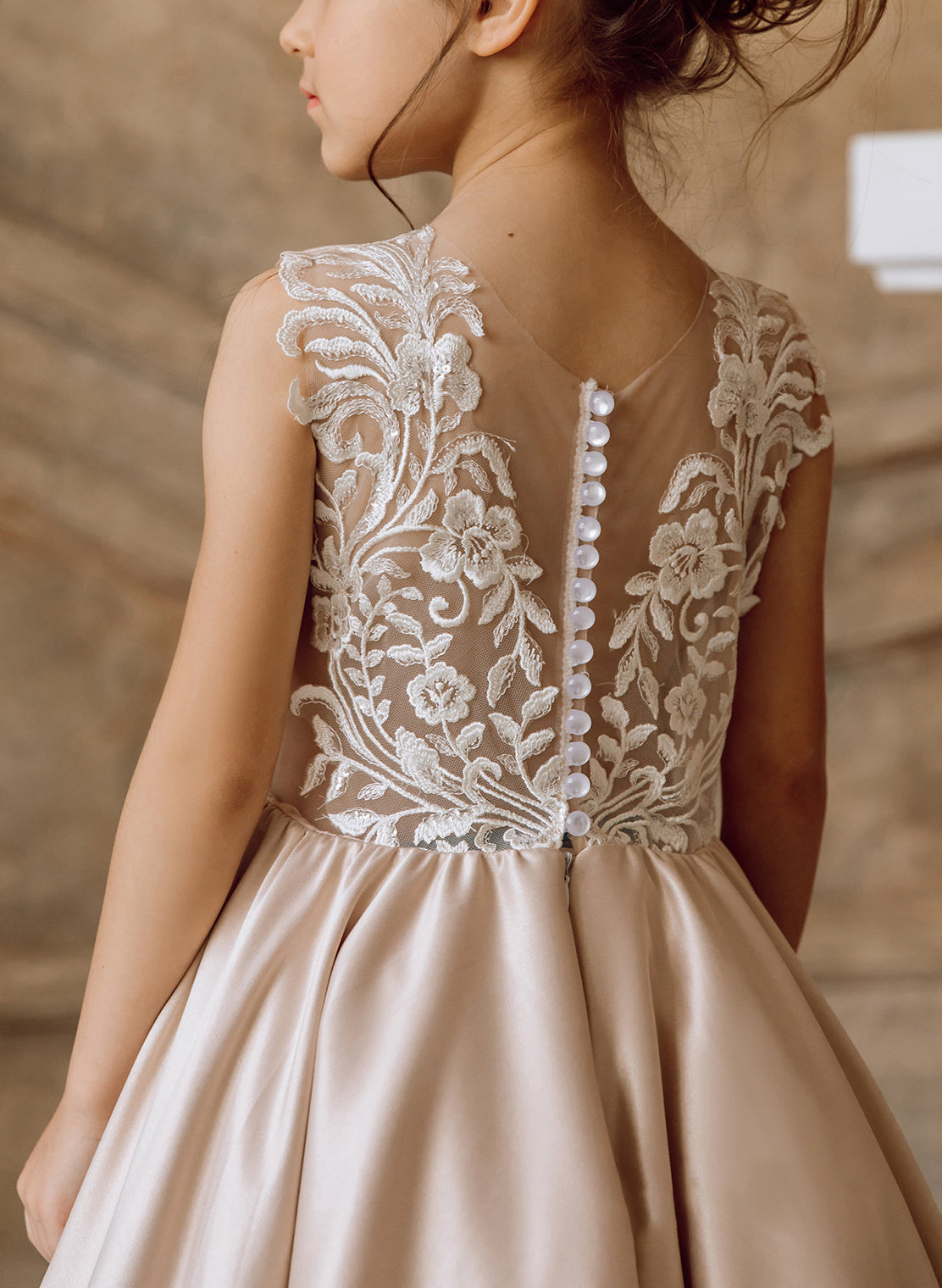 A-Line/Princess Satin Flower Girl Dresses with Applique Blush