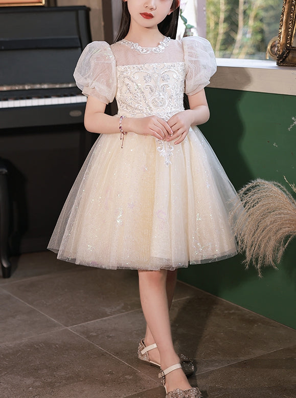 A-Line/Princess Short Sleeves Knee Length Lace Flower Girl Dress with Appliques Champagne