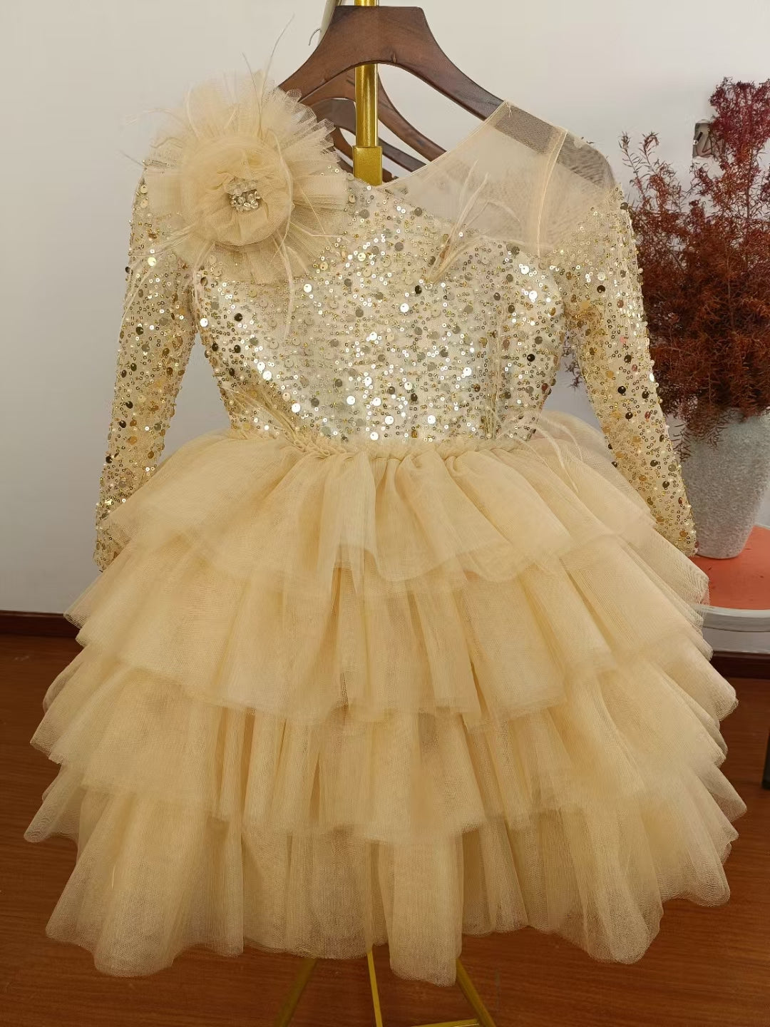 Ball Gown Long Sleeves Knee-Length Layered Baby Girl Party Dress with Flower & Feathers Gold