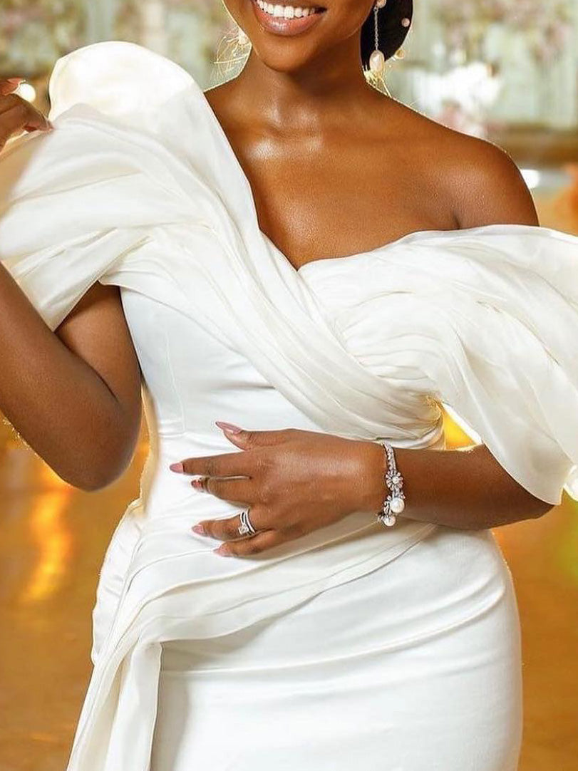 Trumpet/Mermaid Off-the-Shoulder Wedding Dress White