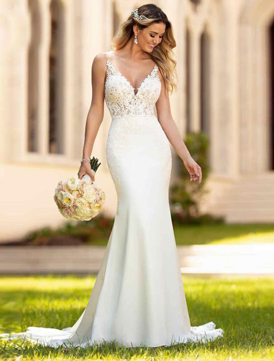 Trumpet/Mermaid V-Neck Floor-length Lace Wedding Dress Ivory