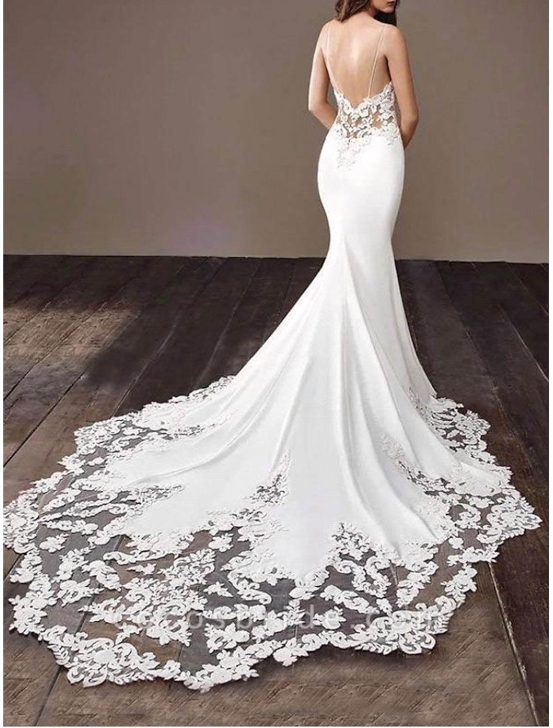 Trumpet/Mermaid V-Neck Floor-length Lace Wedding Dress Ivory
