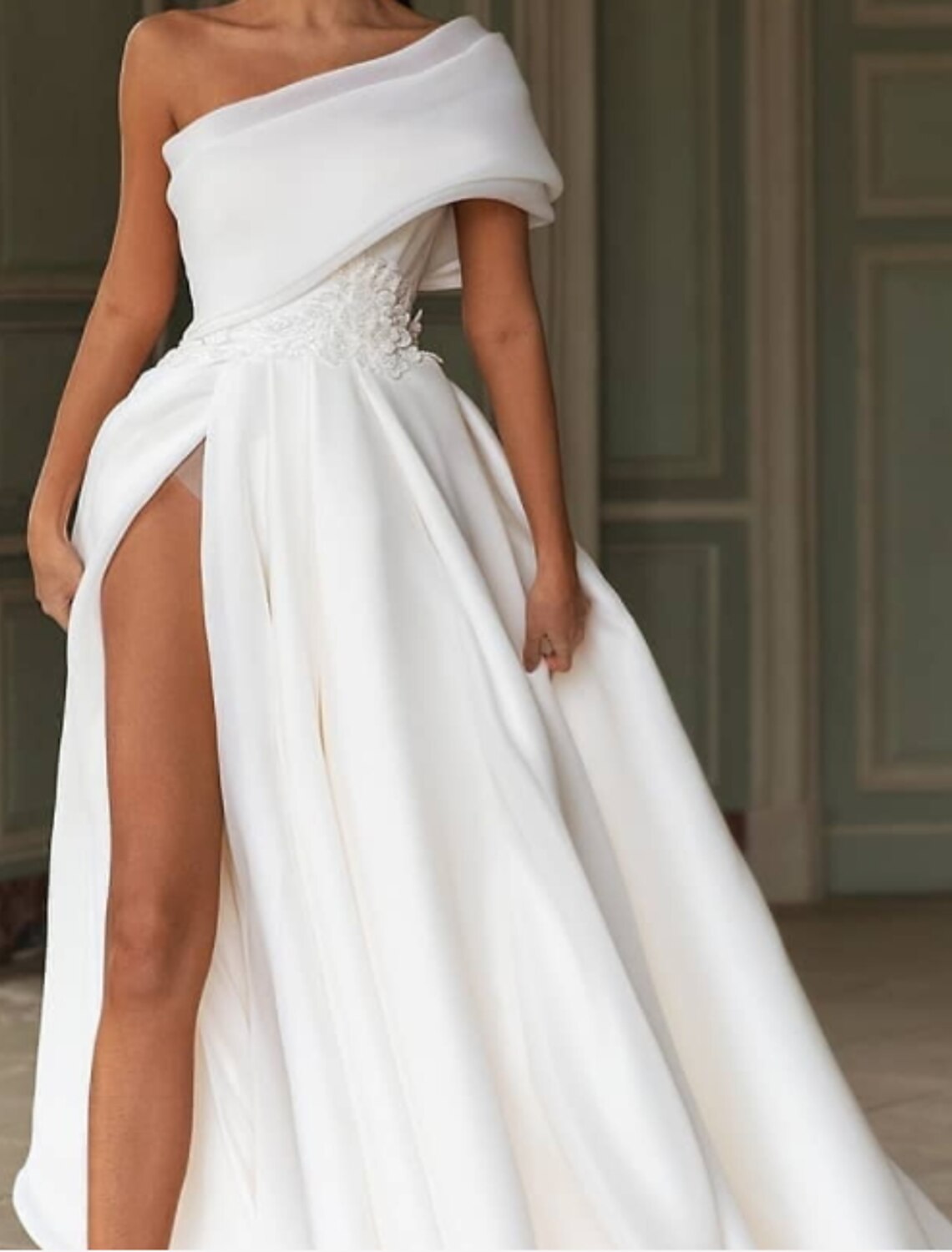 A-Line/Princess One-Shoulder Floor-length Wedding Dress Champagne