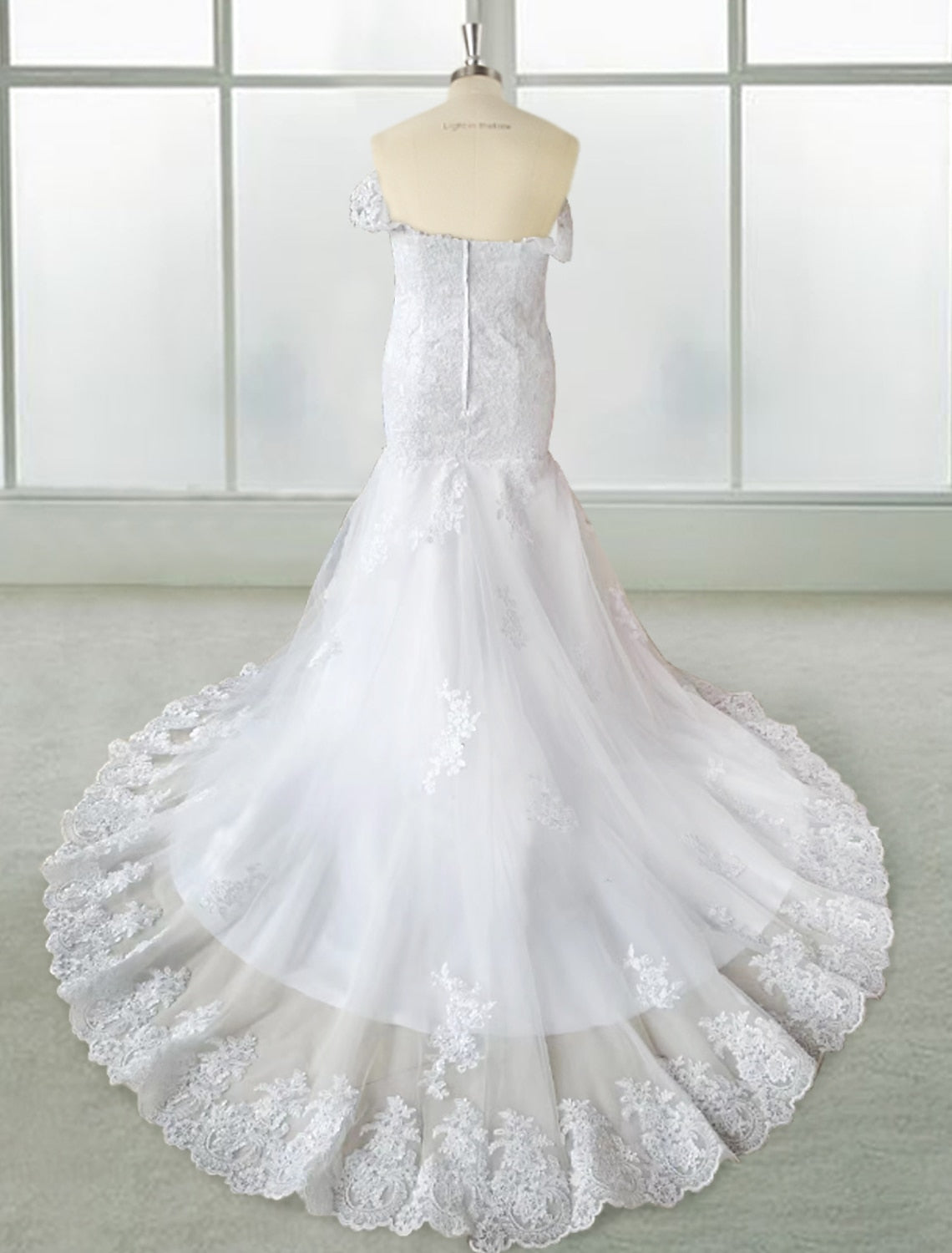 Trumpet/Mermaid Off-the-Shoulder Floor-length Lace Wedding Dress Champagne