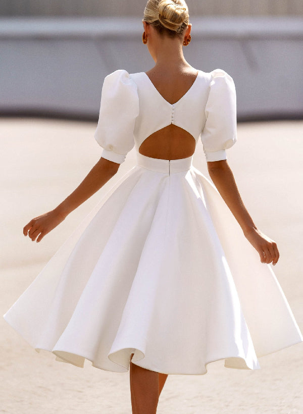 A-Line/Princess Scoop Knee-Length Wedding Dress White