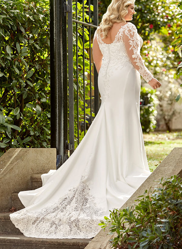 Trumpet/Mermaid V-Neck Long Sleeves Plus Size Lace Wedding Dress with Applique White