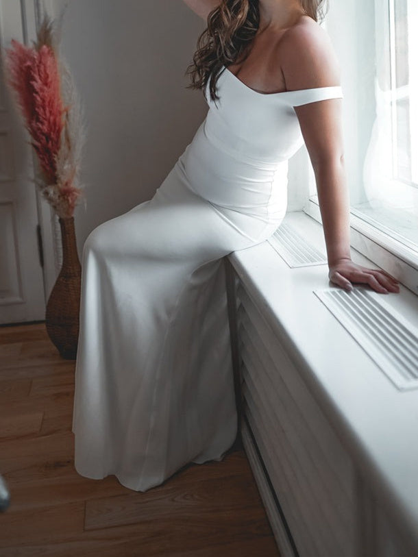 Trumpet/Mermaid Square Neck Floor-Length Wedding Dress Pink
