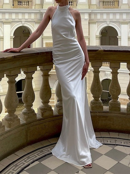 Trumpet/Mermaid Halter Floor-Length Wedding Dress Ivory
