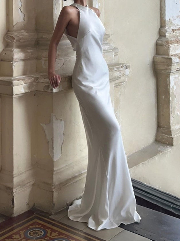 Trumpet/Mermaid Halter Floor-Length Wedding Dress White