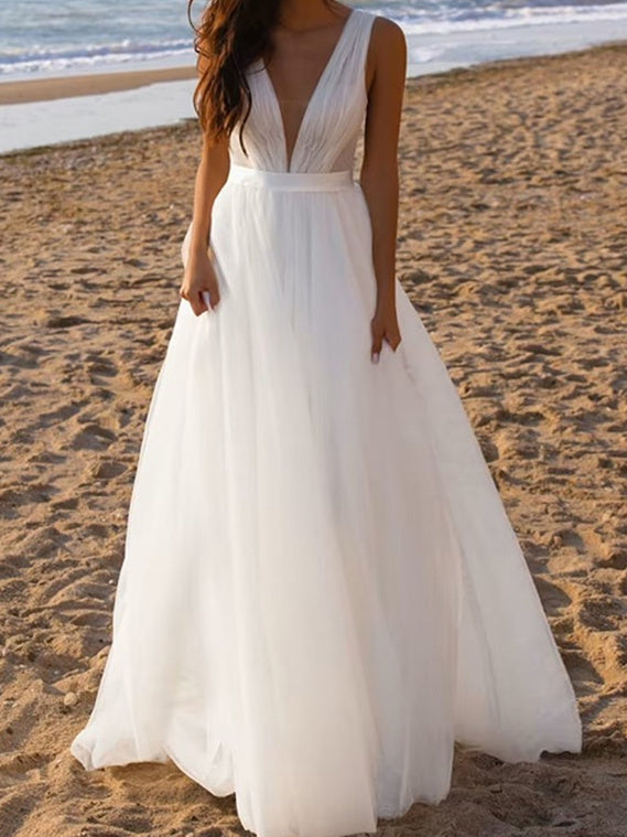 A-Line/Princess Deep V-Neck Floor-Length Tulle Wedding Dress Pink