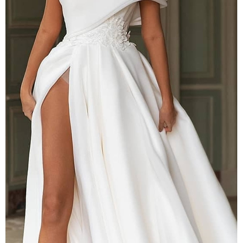 A-Line/Princess One Shoulder Wedding Dresses Court Train With Appliques Split Front Champagne