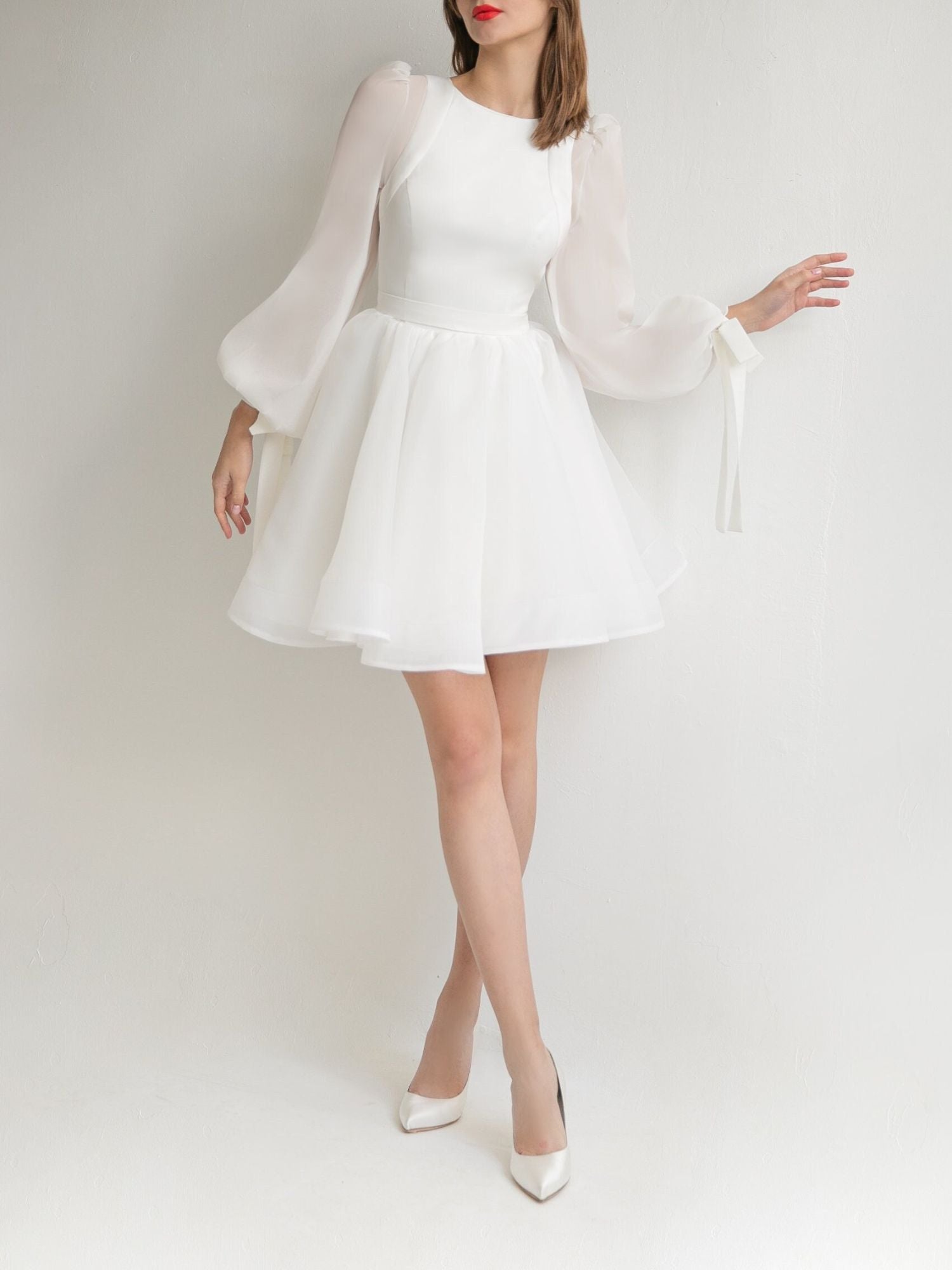 A-Line/Princess Scoop Neck Long Sleeves Mini Wedding Dress White