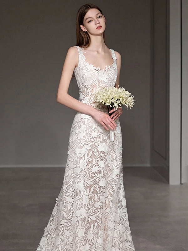 A-Line/Princess Scoop Sleeveless Sweep Train Wedding Dresses with Lace Appliques