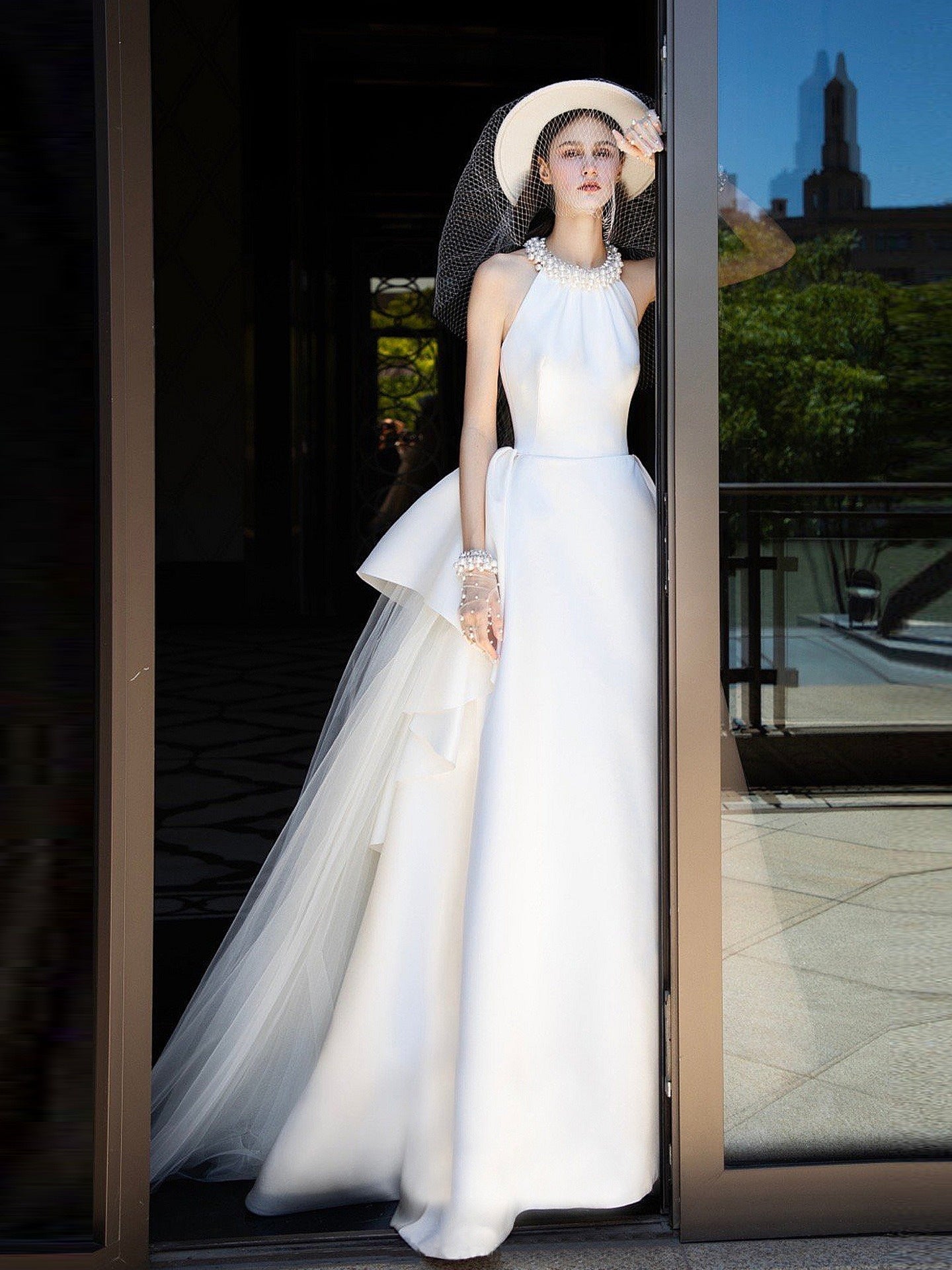 A-Line/Princess Halter Sleeveless Floor-Length Wedding Dresses with Jewel Appliques & 3D Flowers White