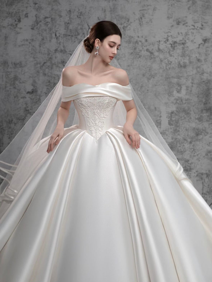 Ball Gown Off-the-Shoulder Floor-Length Wedding Dresses with Appliques & Ruffles Ivory