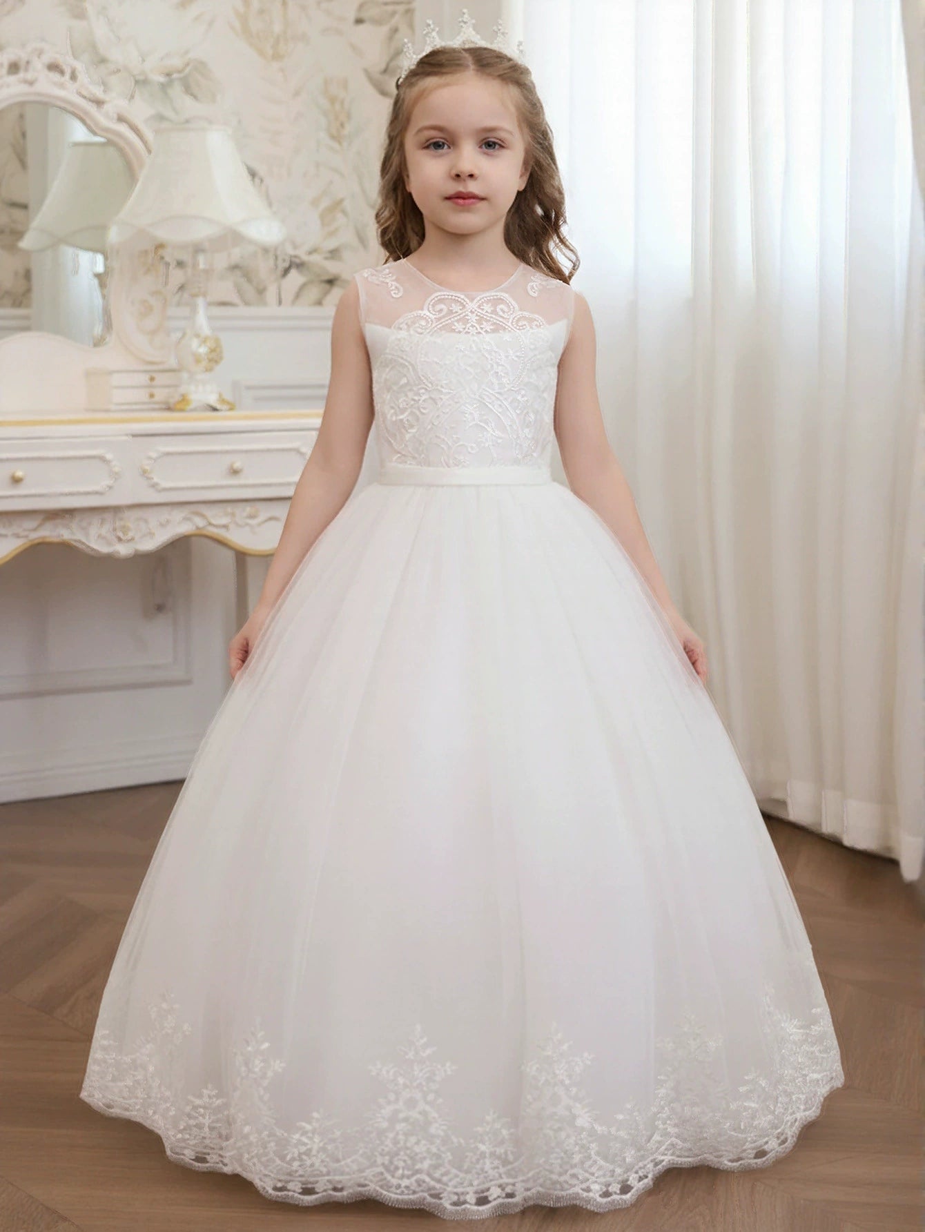 A-Line/Princess Scoop Tulle Lace Flower Girl Dresses Sleeveless Floor-Length White