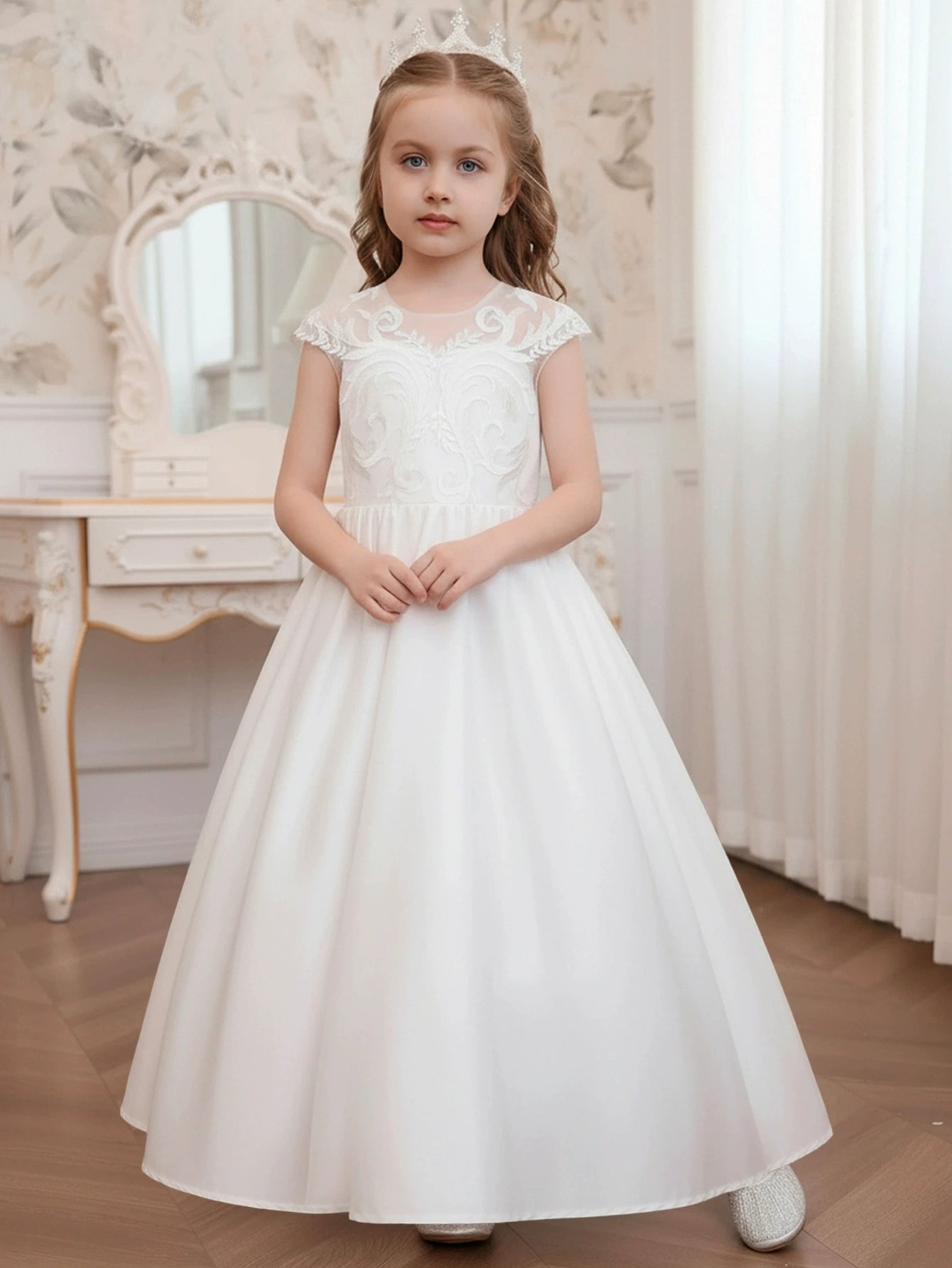 A-Line/Princess Scoop Tulle Lace Flower Girl Dresses Short Sleeves Floor-Length With Bowknot White