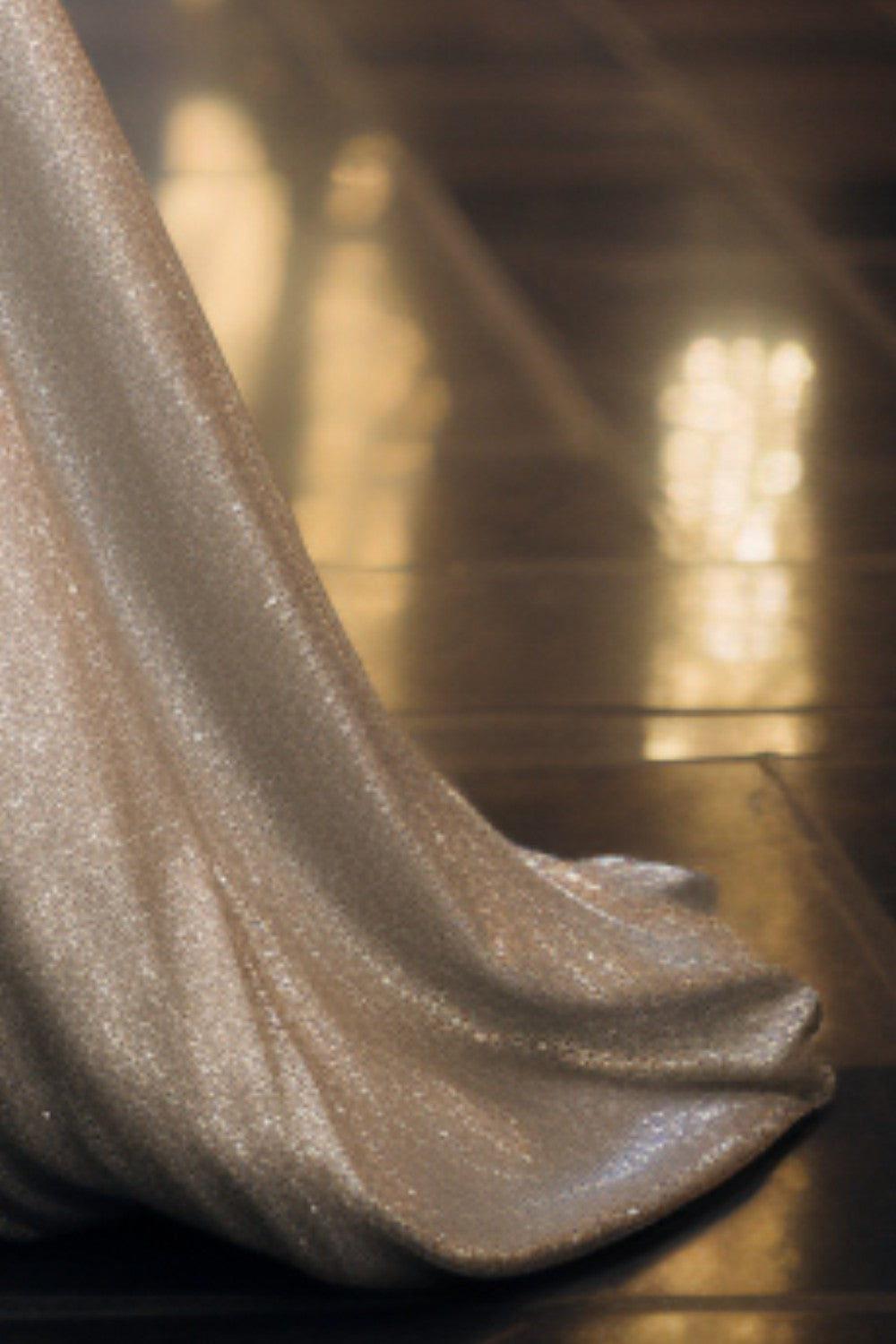 Shiny Long Halter Prom Dress-LLELLA