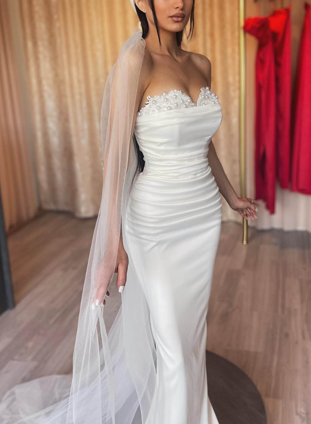 Sheath/Column Off-the-Shoulder Floor-length Lace Wedding Dress Champagne