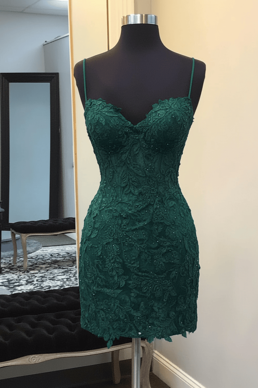 Black Spaghetti Straps Bodycon Corset Short Homecoming Dress with Appliques