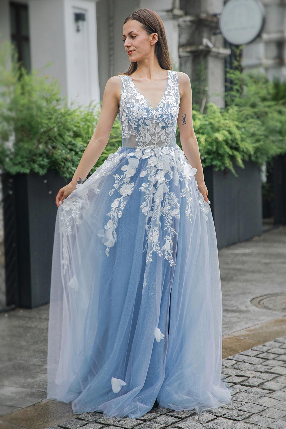 Blue Appliques V-neck Tulle Prom Dress with Slit-LLELLA