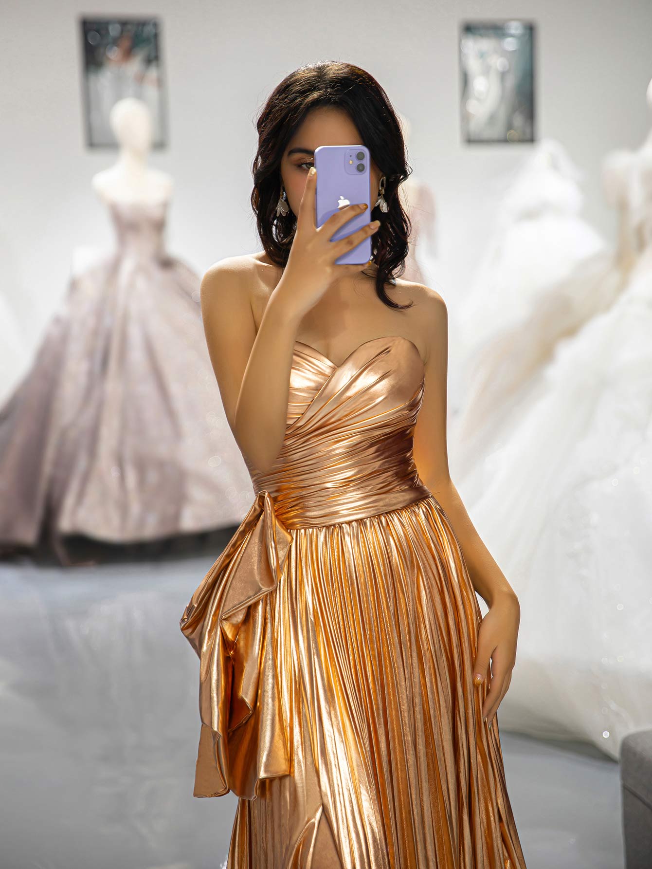 Metallic Pleated Slit Prom Dress-LLELLA