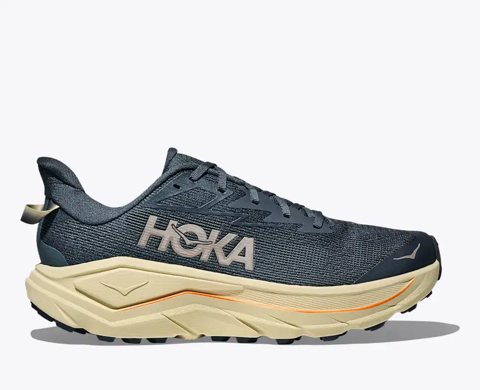 HOKA | Challenger 8