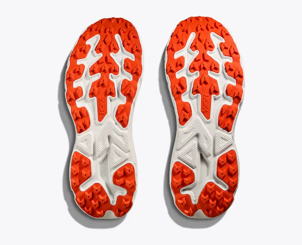 HOKA | Challenger 8