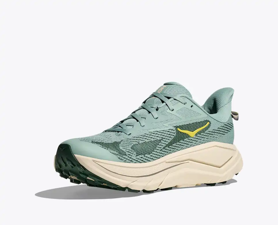 HOKA | Challenger 8