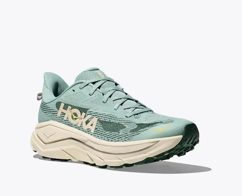 HOKA | Challenger 8
